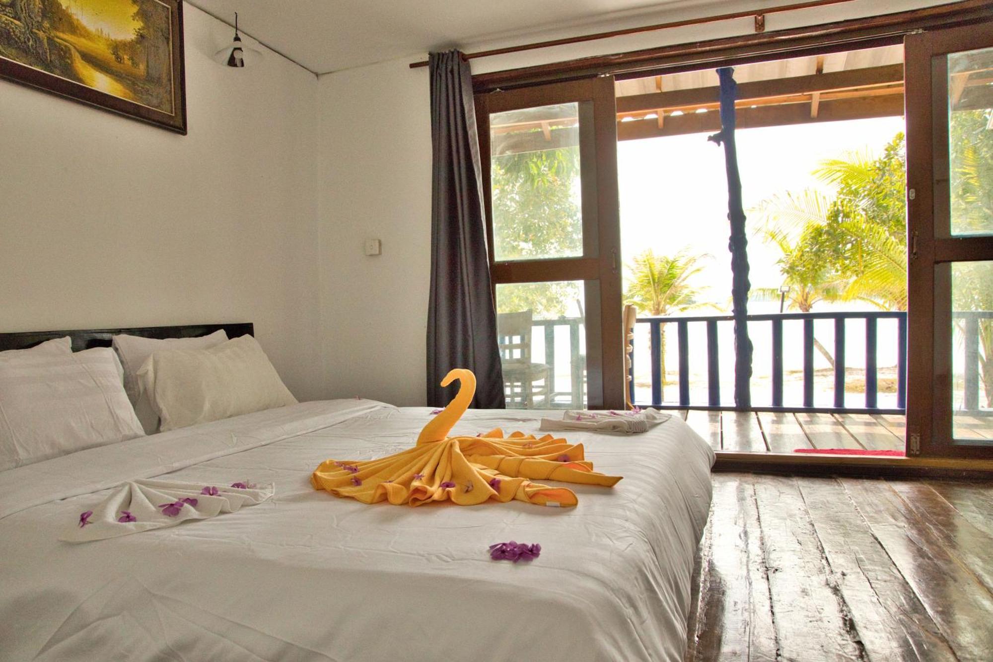 Koh Rong Beach Hostel And Bungalows Kaoh Touch 外观 照片